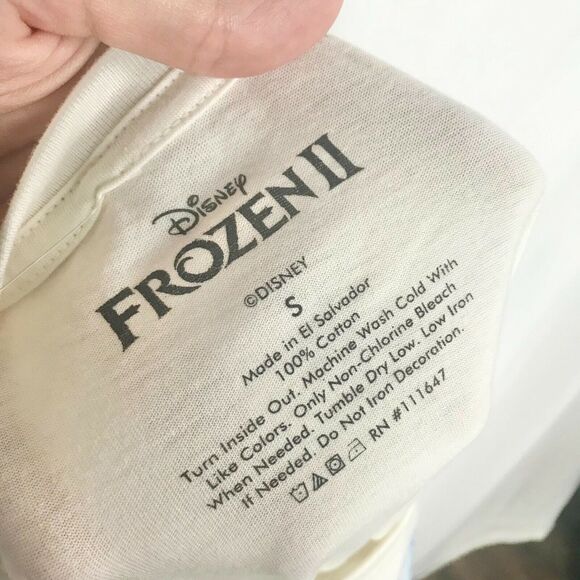 3/$20 Disney NWT "Frozen 2" Junior Small Sisters Tee Ana Elsa 100% Cotton Shirt - Picture 3 of 8